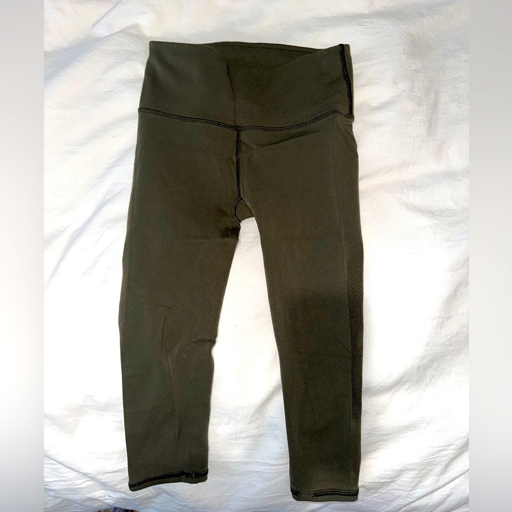 Lululemon cropped leggings